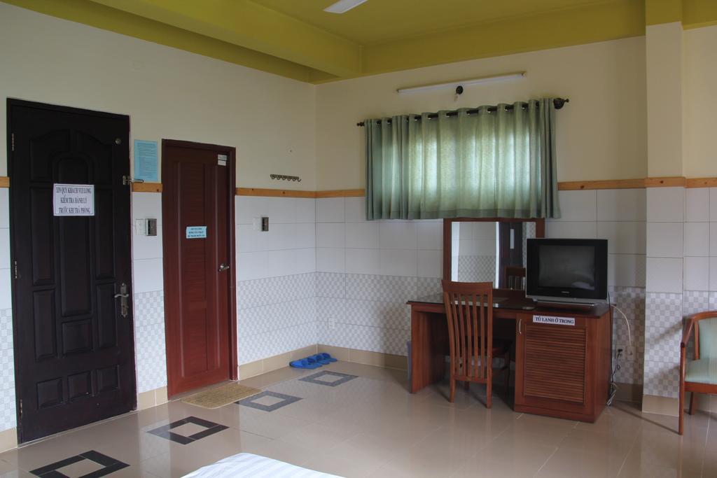 Da Loc Hotel Хошимин Экстерьер фото
